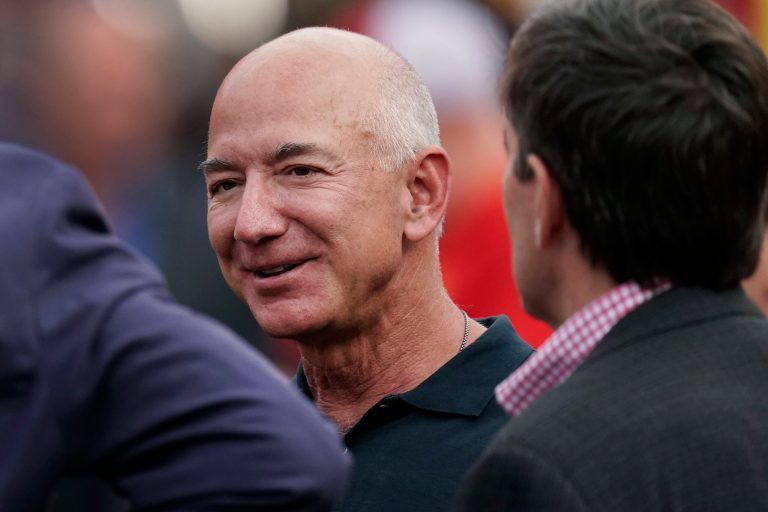 Jeff Bezos plans to donate bulk of fortune to charity