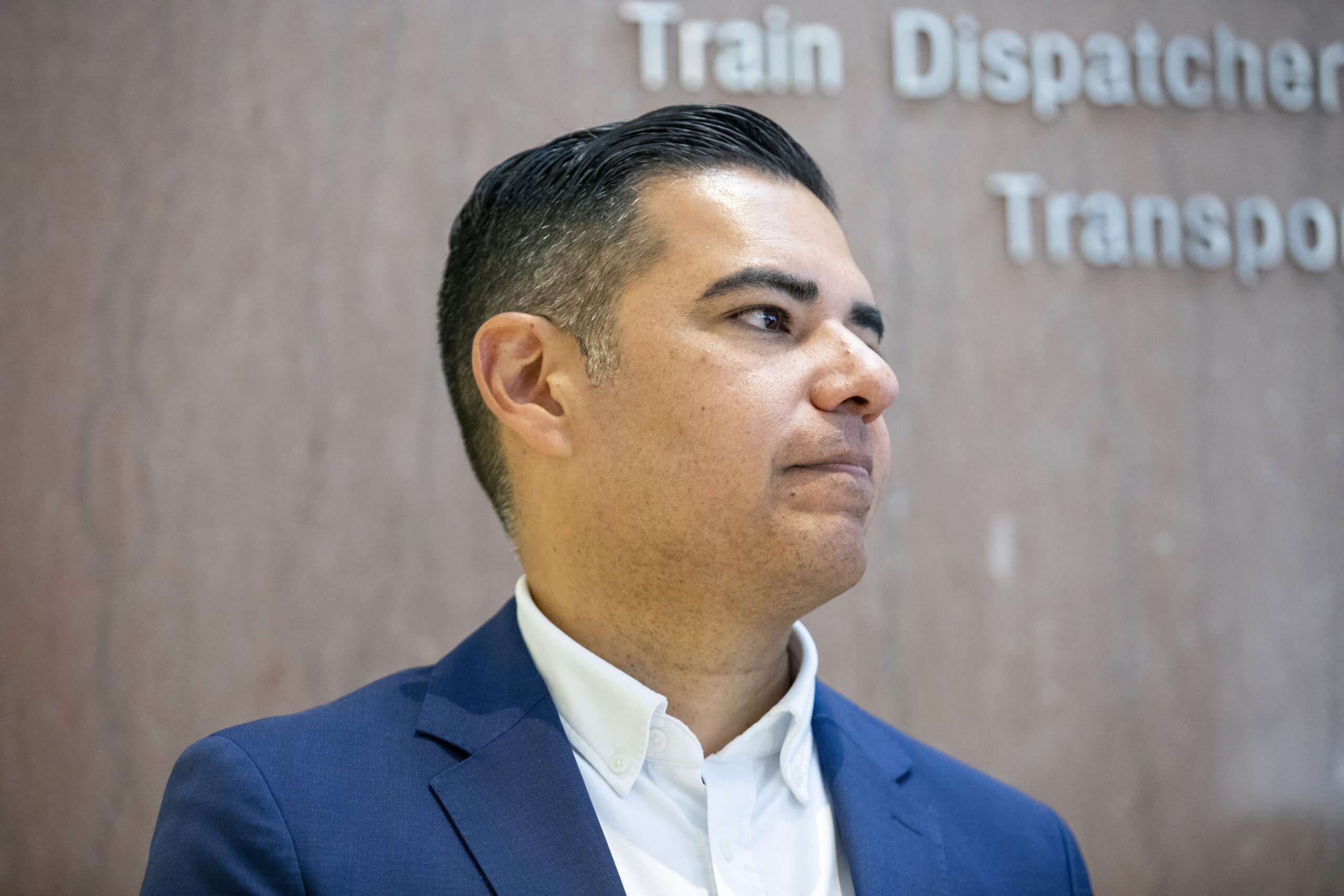 Democratic representative condemns Defense Department’s drag show cancellation