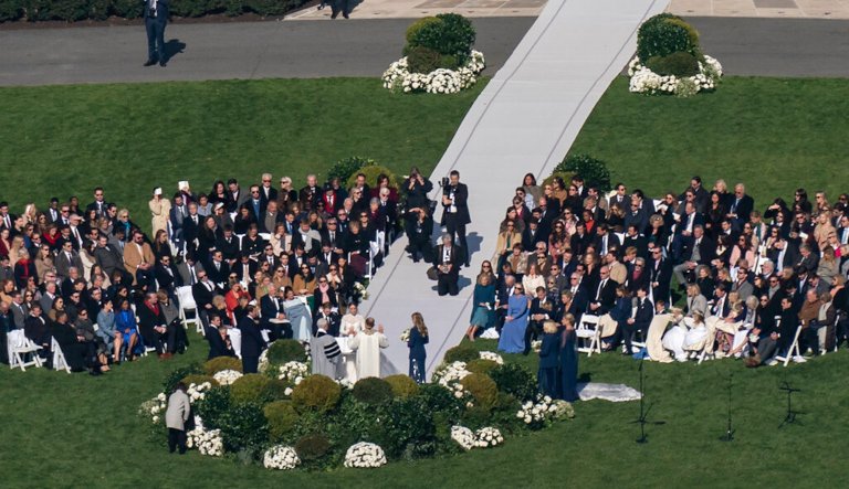 Biden’s granddaughter married in private ceremony on White House South Lawn