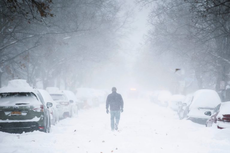 Historic New York snowfall causes nearly 90 car crashes, shuts down airport