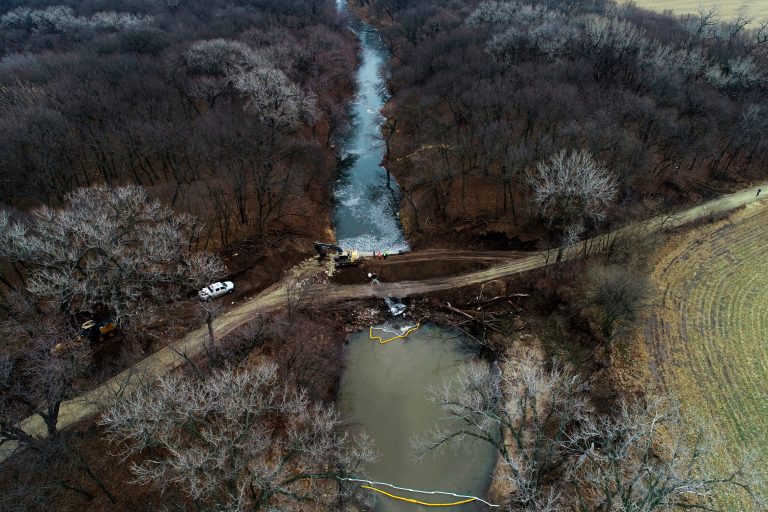 Keystone oil pipeline resumes partial operations