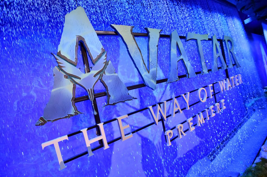 Avatar: The Way of Water on pace to pass Top Gun: Maverick at global box office