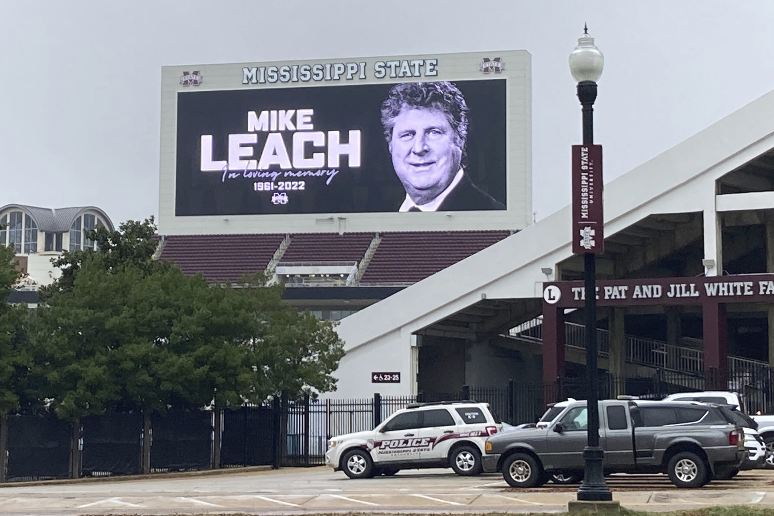 Mississippi State will play in bowl game following death of head coach Mike Leach