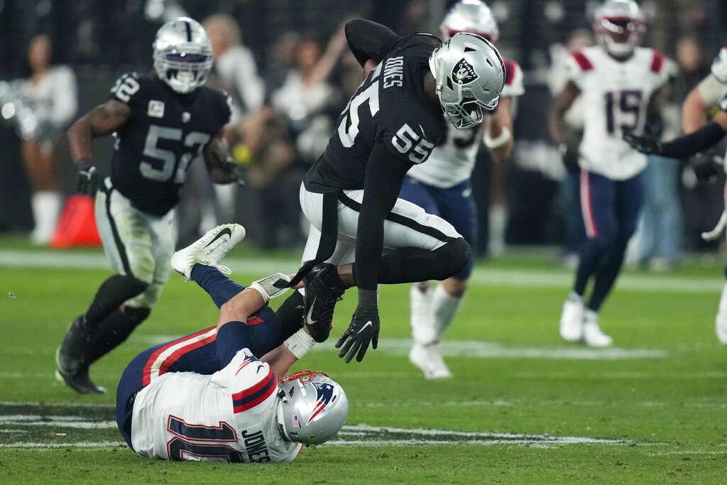 SEE IT: Raiders stun the Patriots at the death with bizarre walk-off defensive touchdown
