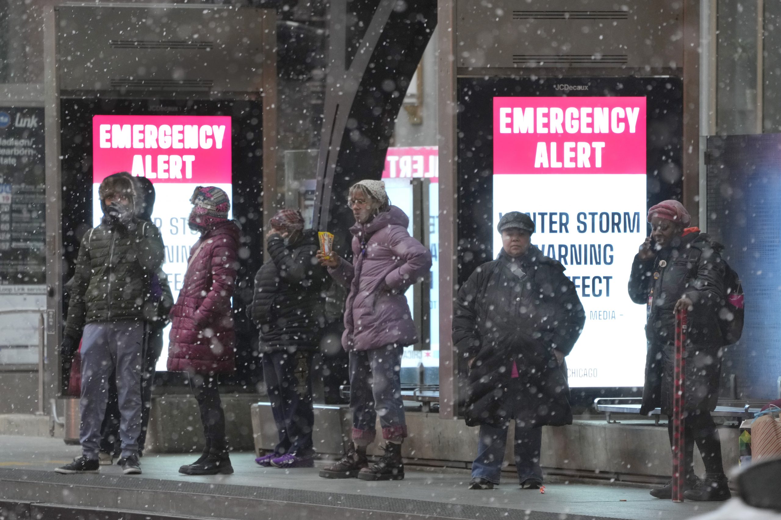 APTOPIX Winter Weather Chicago