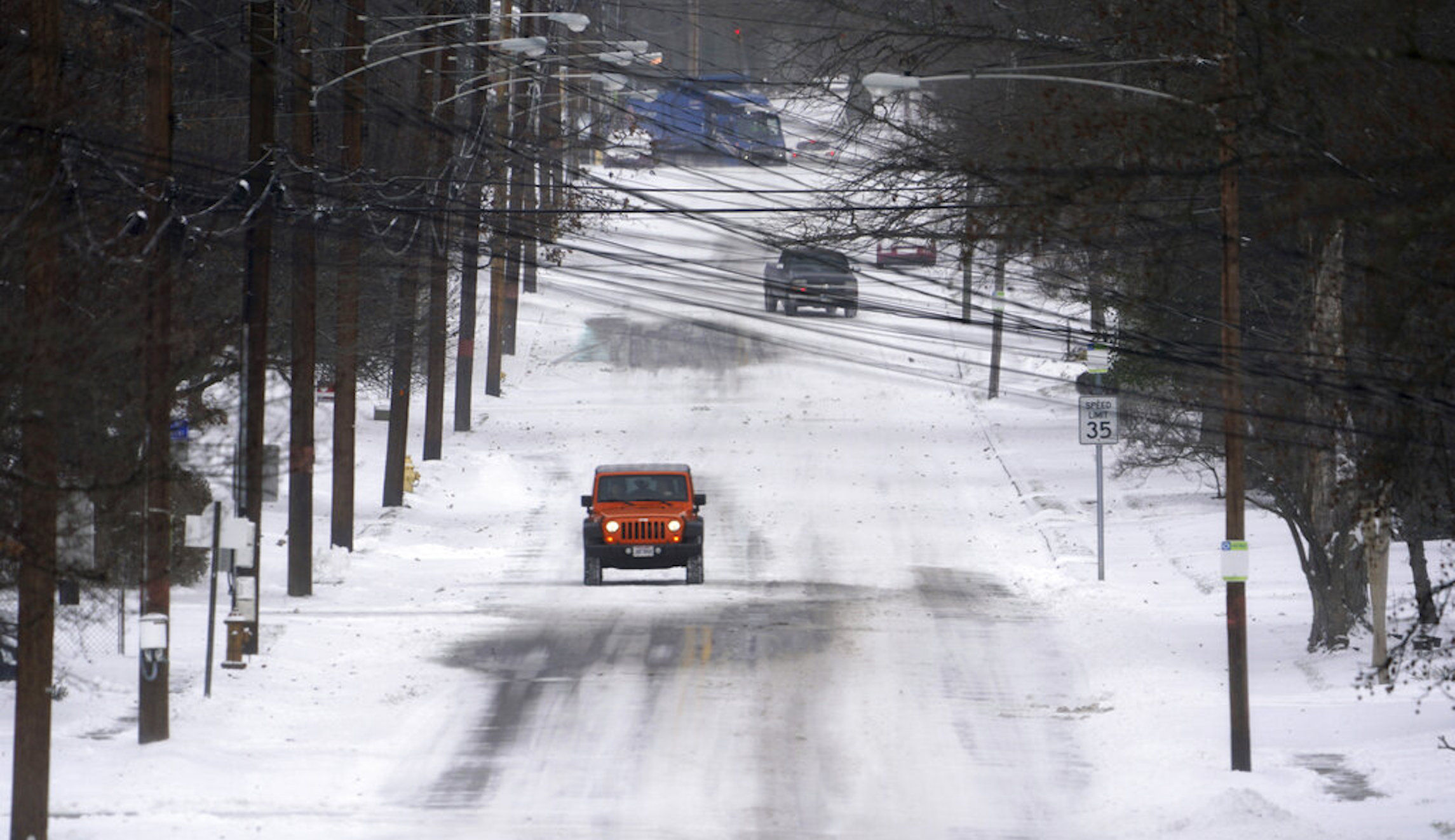 These are the states facing power outages this Christmas Eve
