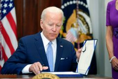 On Ukraine, Biden should take off the gloves