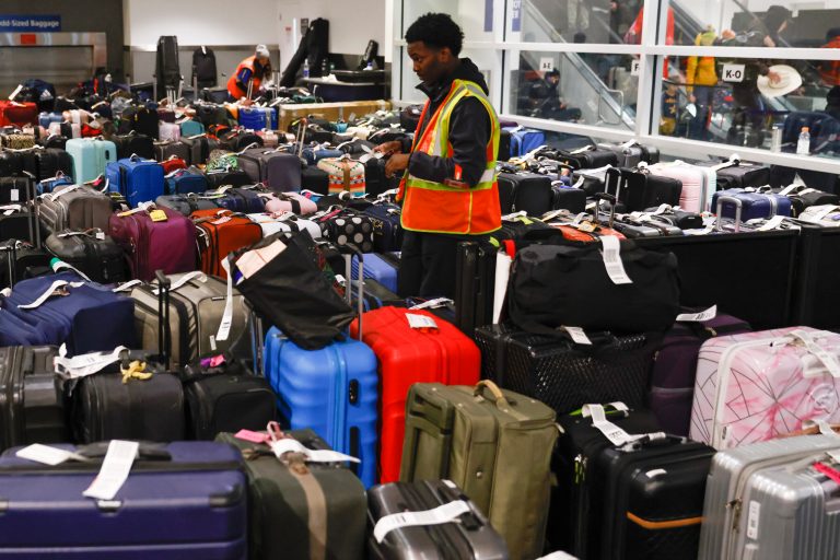 Buttigieg chastises Southwest Airlines for ‘unacceptable’ holiday travel disaster in letter