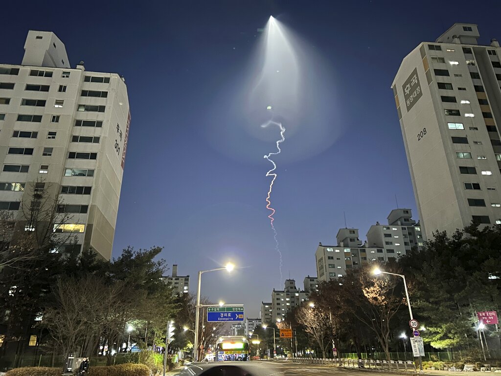 South Korea’s unannounced rocket launch has people saying they saw UFOs