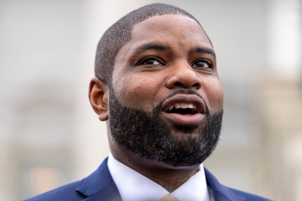 Speaker vote: Byron Donalds brushes off potential retribution for going against Kevin McCarthy 