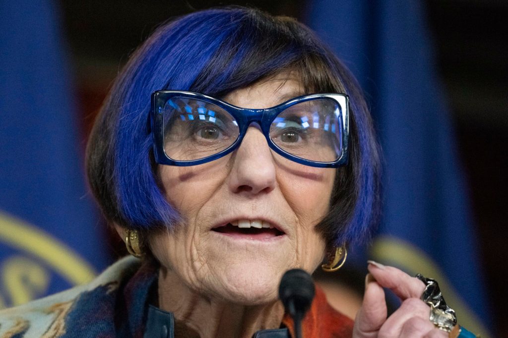 Analytics show Democrats twice as radical, GOP more moderate