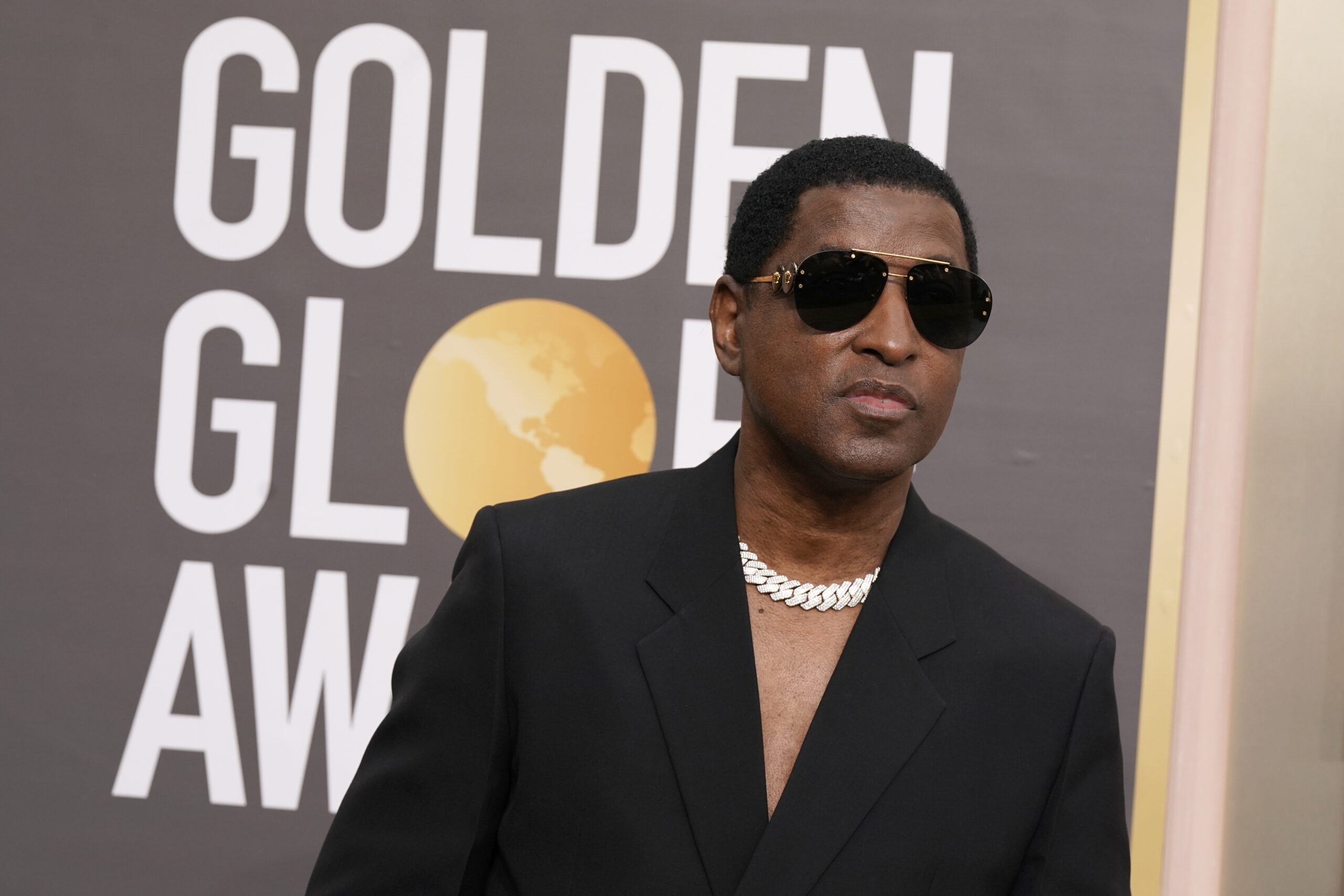 Super Bowl 2023: Babyface performs ‘America the Beautiful’