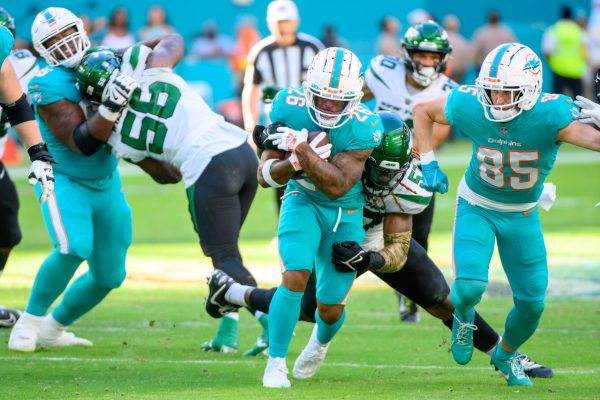 Amazon cashes in on first-ever Black Friday NFL game with $880,000 30-second ad spots