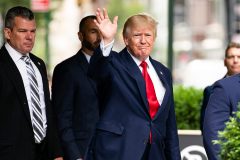 Trump picks up steam to start 2023 as Biden and DeSantis encounter roadblocks