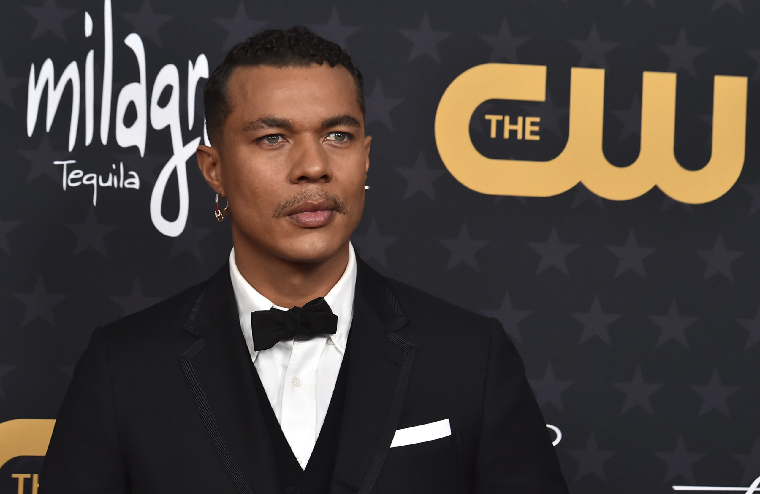 Actor claims need for on-set therapist over racist backlash to ‘Rings of Power’