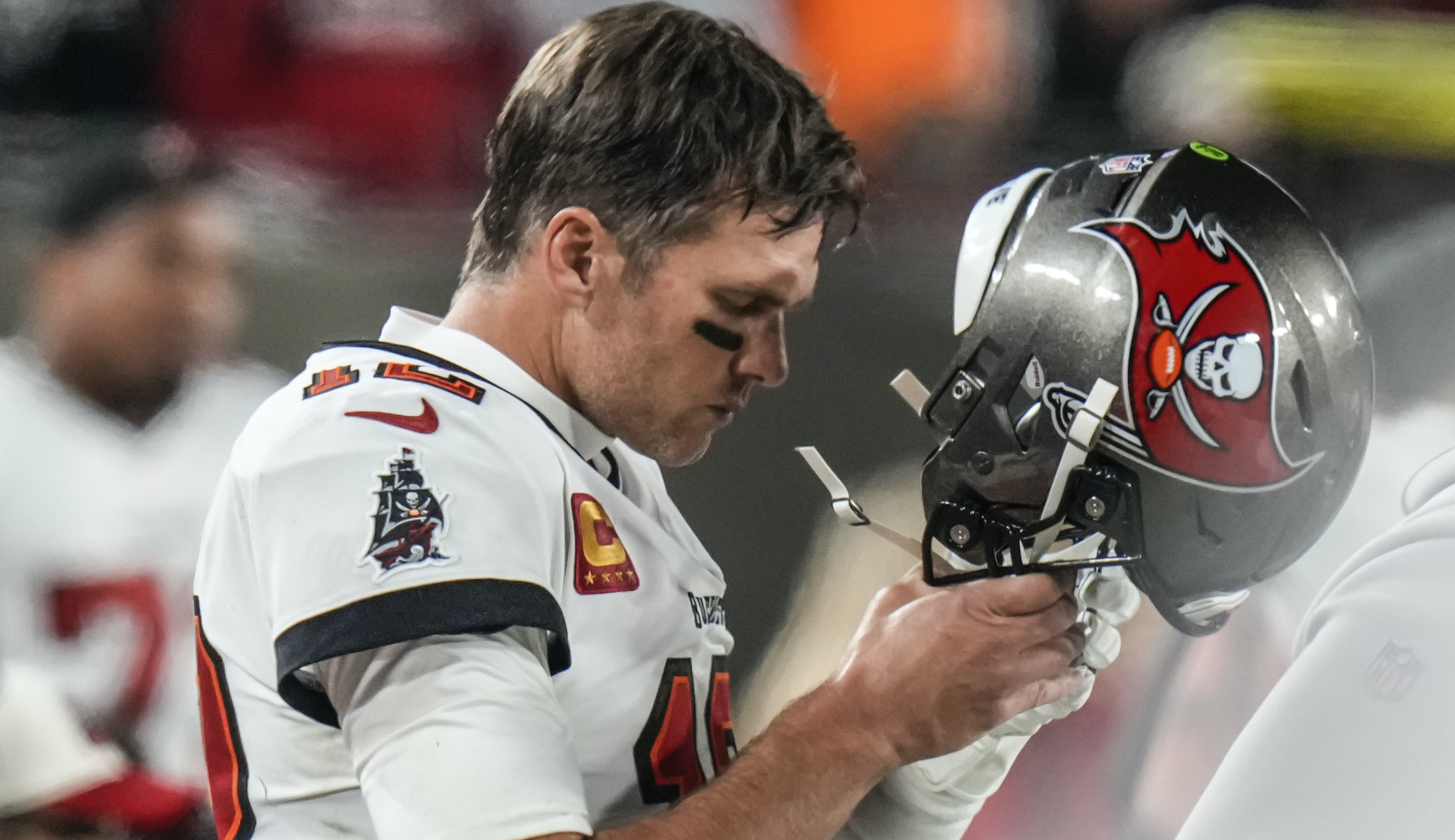 Tom Brady should call it quits