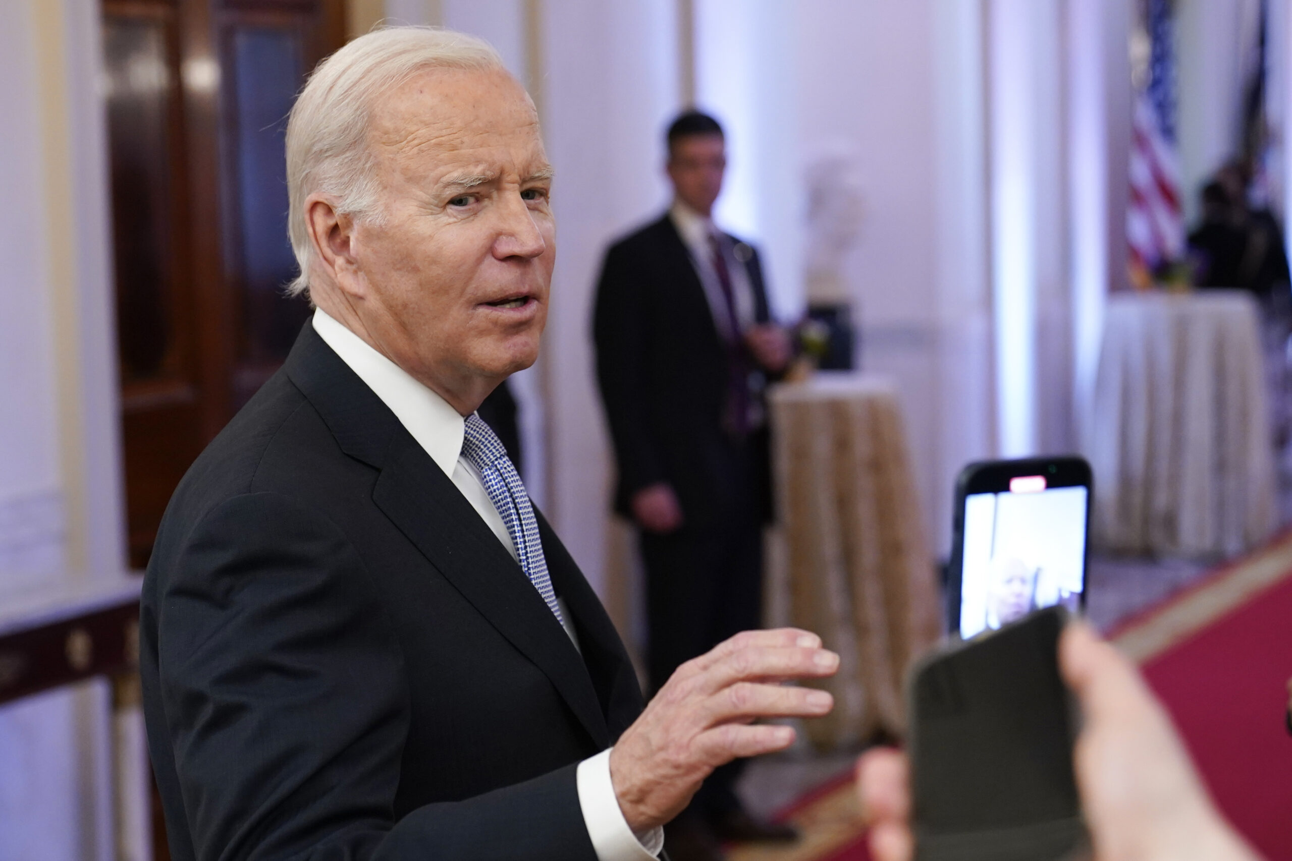 Democrats turn on Biden over classified documents controversy