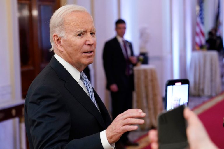 Democrats turn on Biden over classified documents controversy