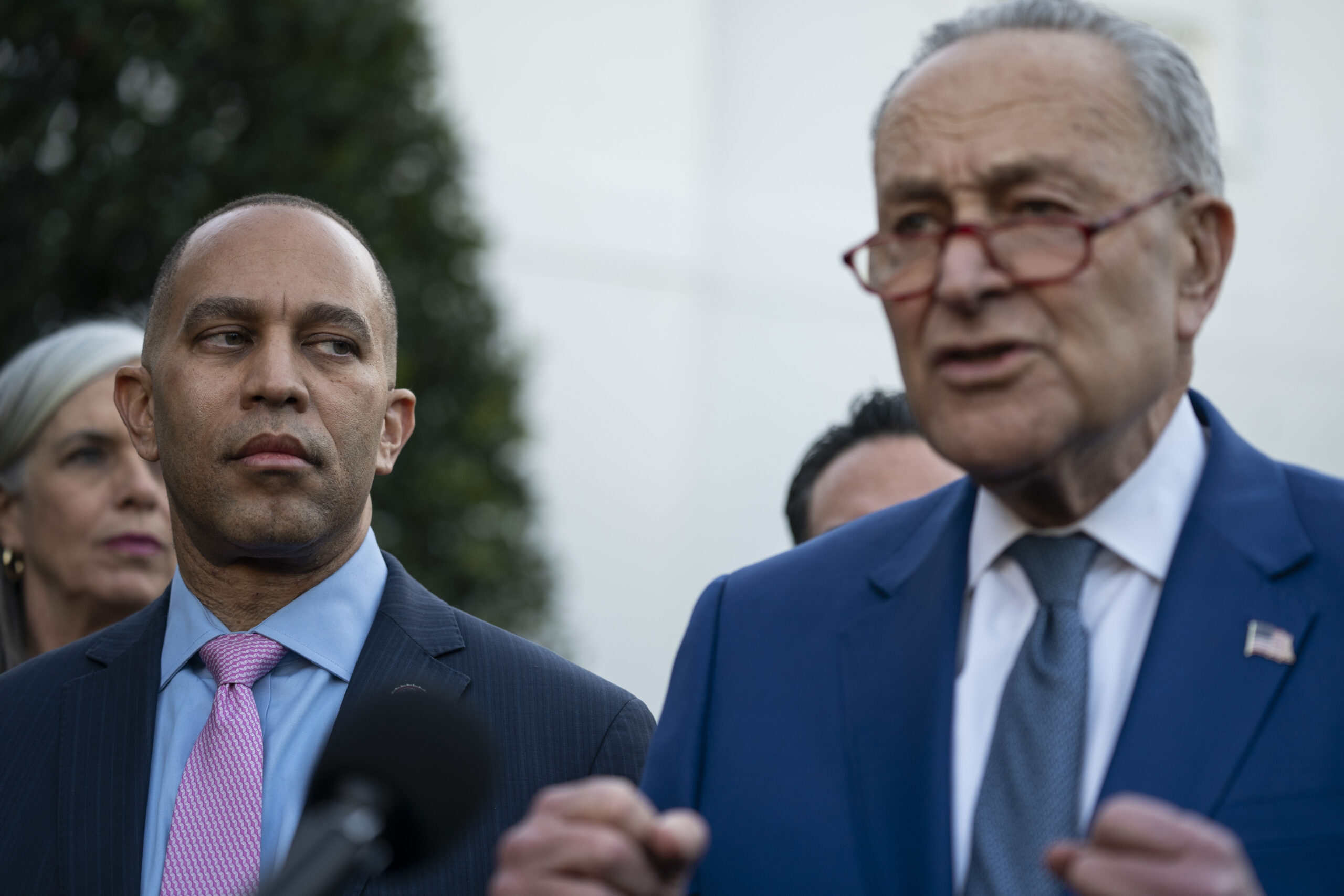 Democrats still can’t unify behind a clean debt limit hike