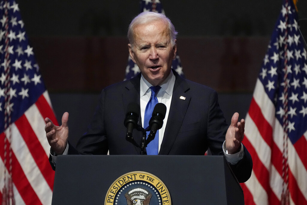  Biden announces new public-private cancer initiatives on Moonshot anniversary