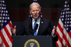 Biden announces new public-private cancer initiatives on Moonshot anniversary
