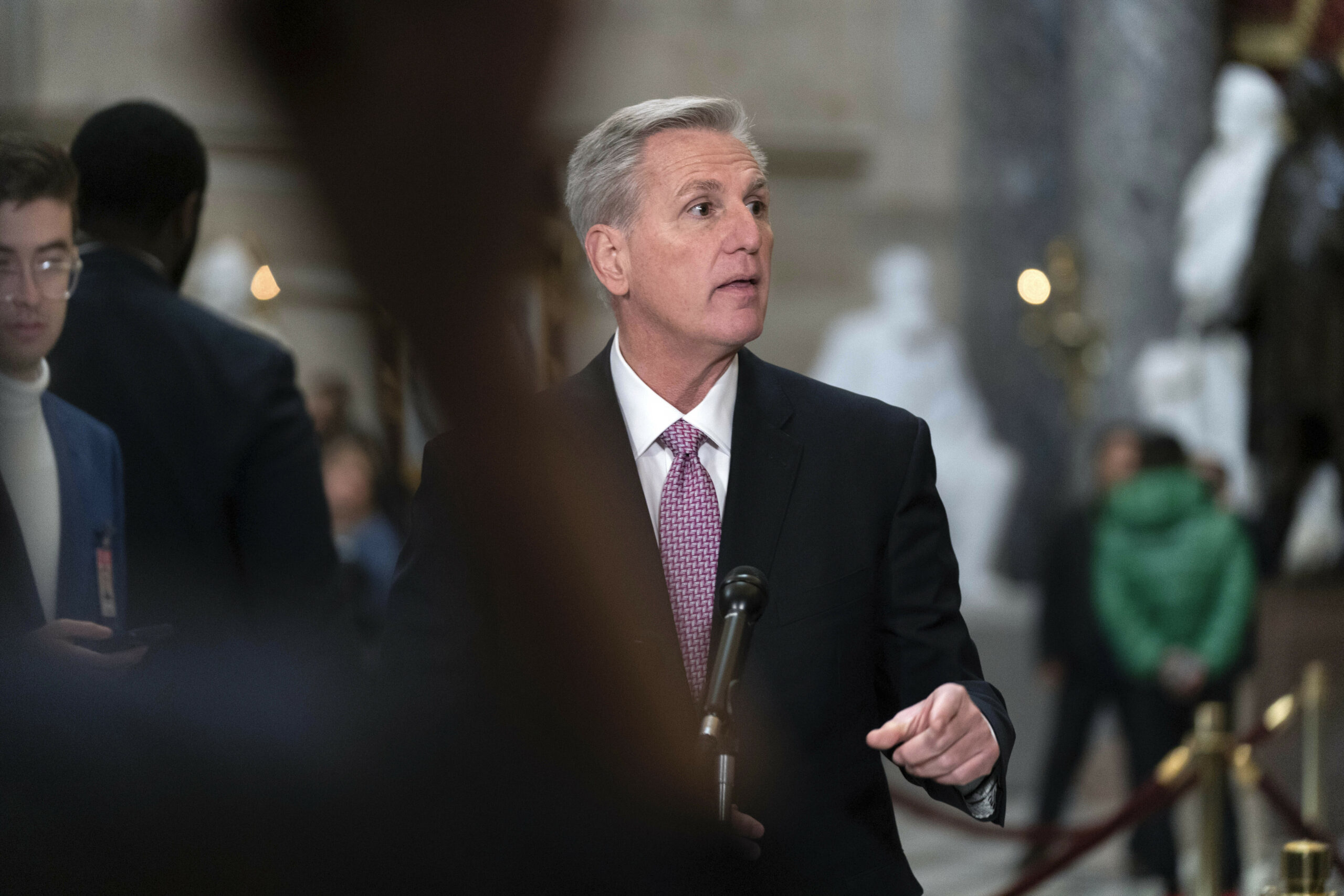 McCarthy says he will form bipartisan group to create House code of conduct after Omar ouster