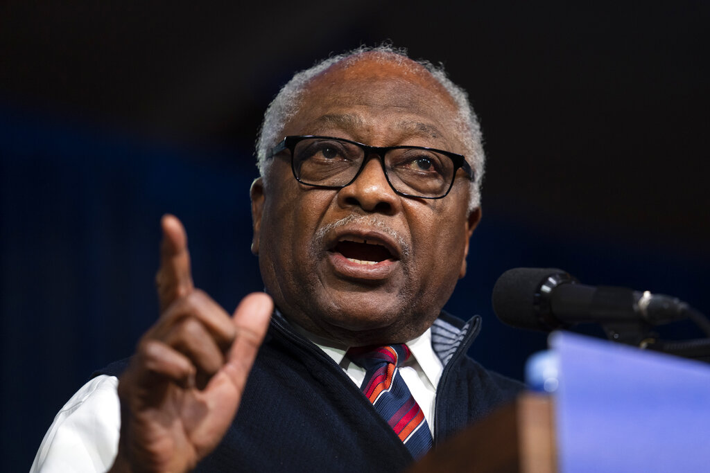 Clyburn acknowledges Democrats ‘cannot pretend’ Biden’s age won’t be factor in 2024
