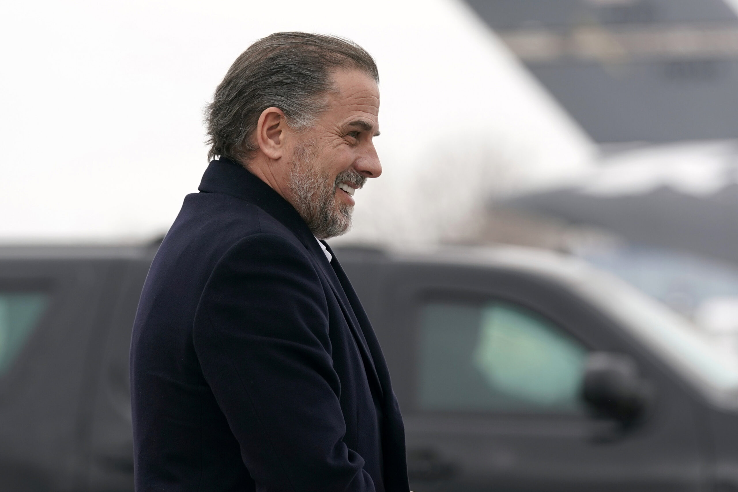Who is the worse father: Hunter Biden or Henry VIII?