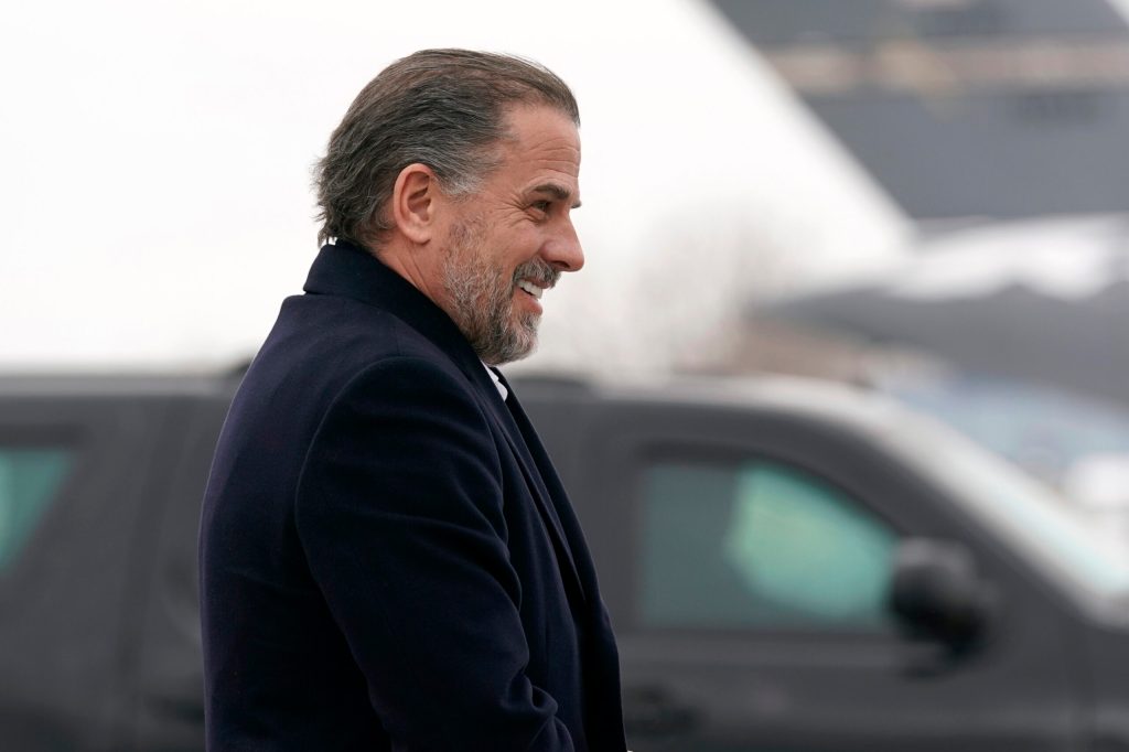 Who is the worse father: Hunter Biden or Henry VIII?