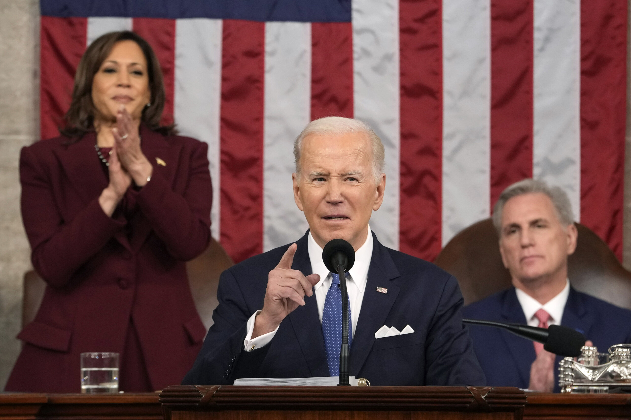 State of the Union 2023: McCarthy sits largely emotionless during Biden address