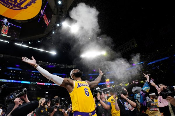 LeBron James becomes NBA’s all-time leading scorer