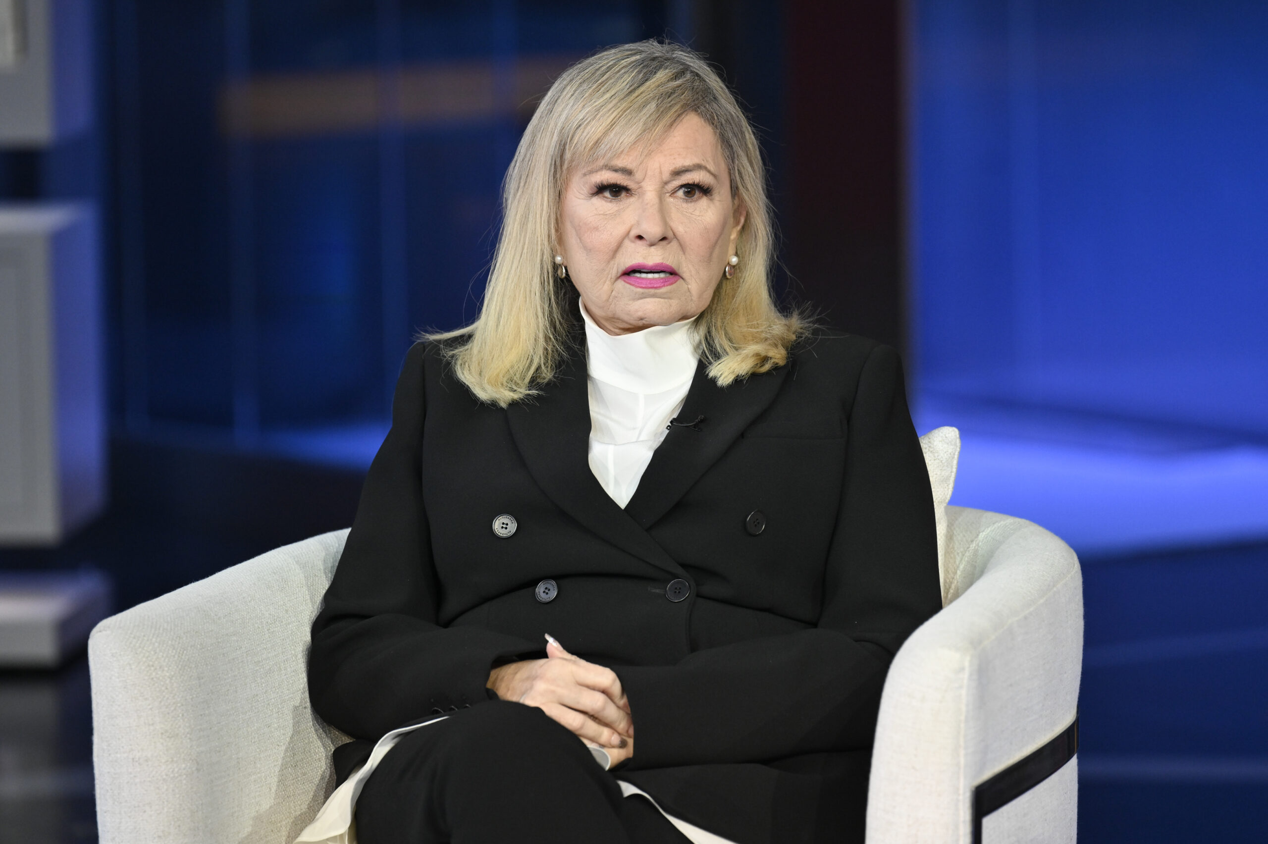 Roseanne Barr spars with Bill Mitchell over 2024 Republican nomination