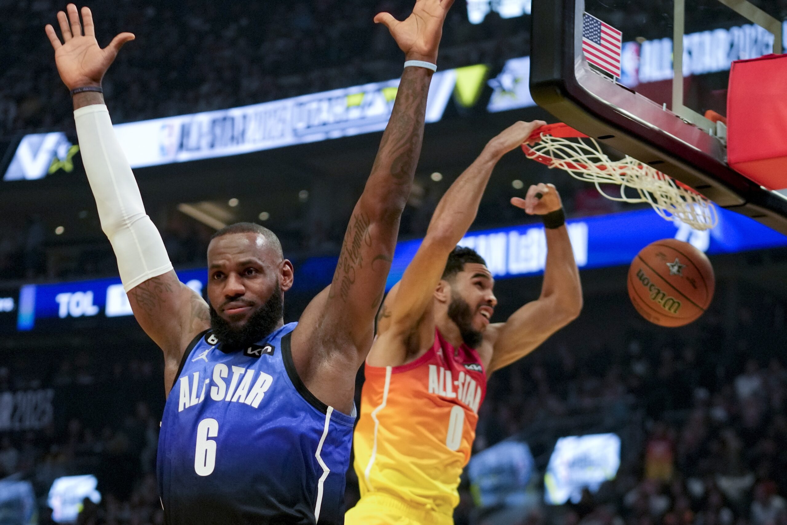 LeBron James handed first NBA All-Star Game loss, leaves game injured