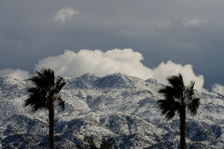 SEE IT: Rare snowstorm leaves Southern California blanketed in white