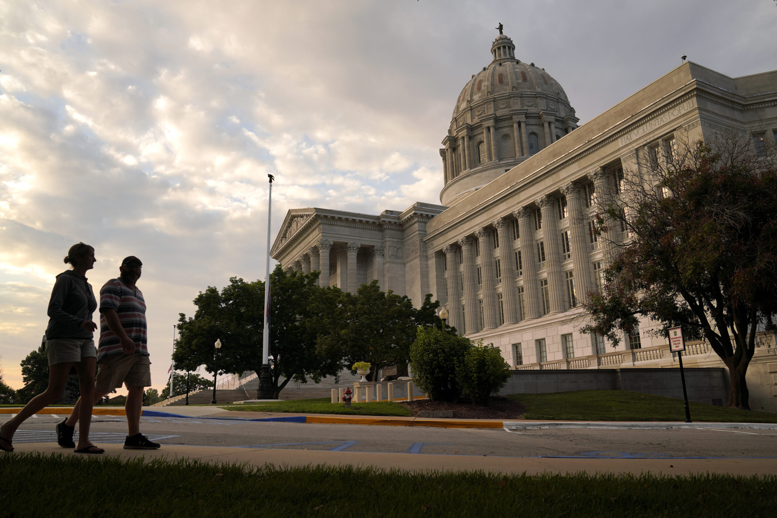 Gender-affirming care ban for minors stalled by Missouri Democrats in state Senate