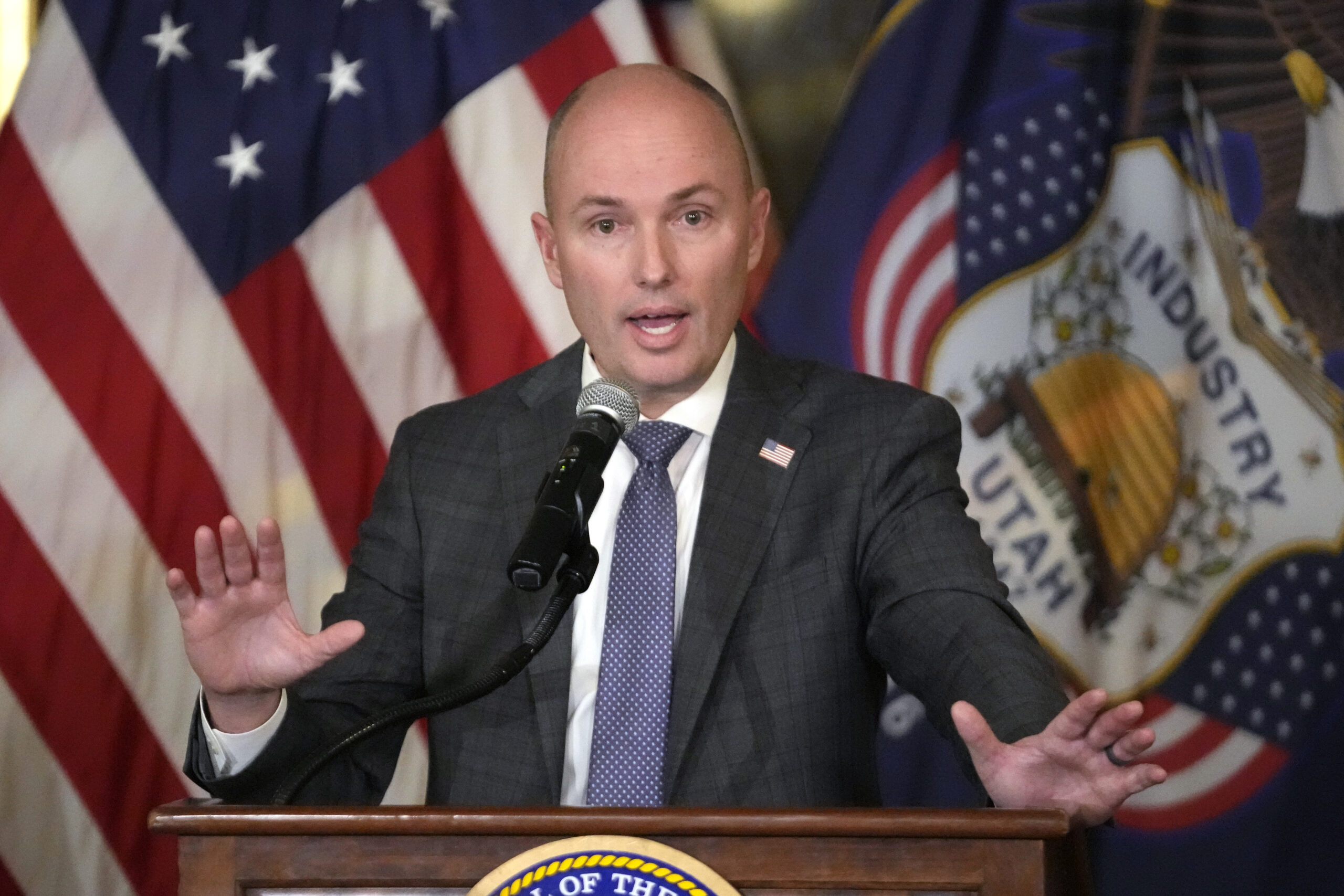 Utah governor to ban state abortion clinics