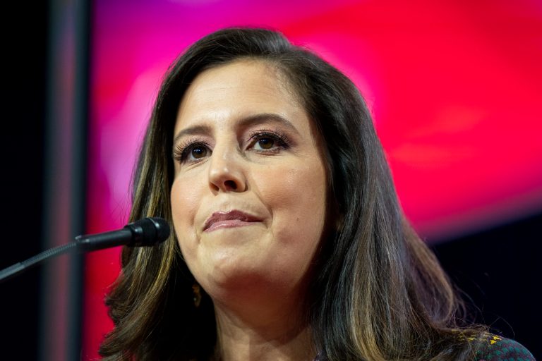 SNL tries and fails to mock Elise Stefanik’s successful blasting of Penn’s president