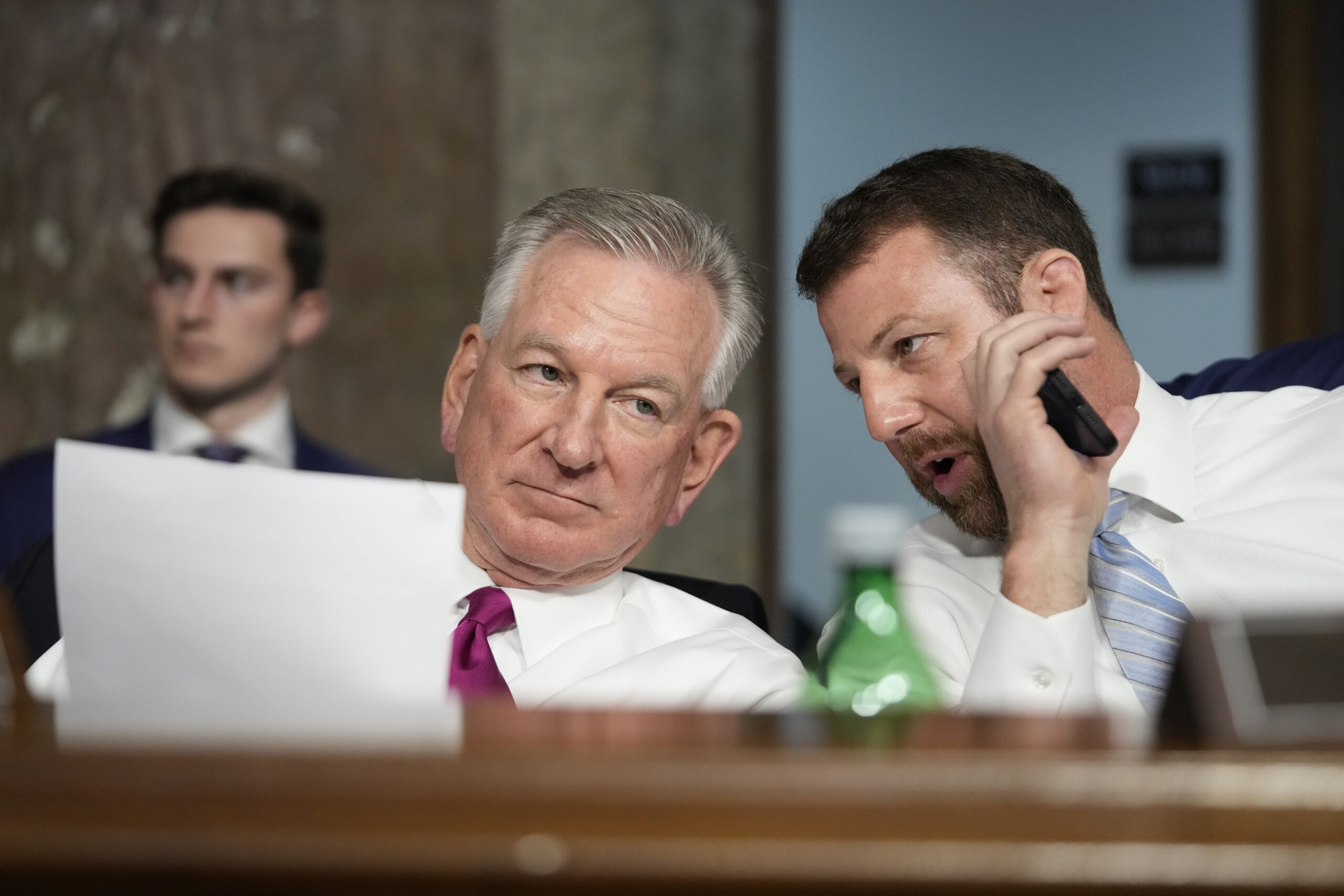 Sen. Tommy Tuberville aims to shift responsibility for border security onto DHS secretary in bill