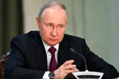 International Criminal Court issues arrest warrant for Putin