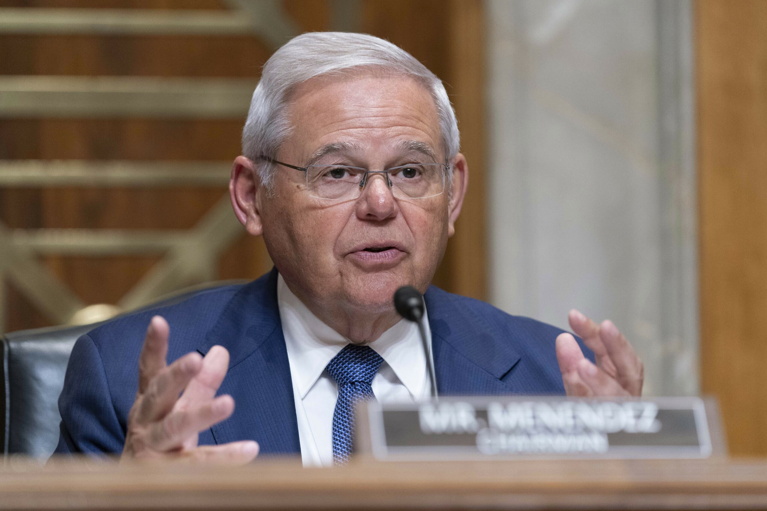 Sen. Bob Menendez approval rating drops as latest criminal investigation plagues senator: Poll