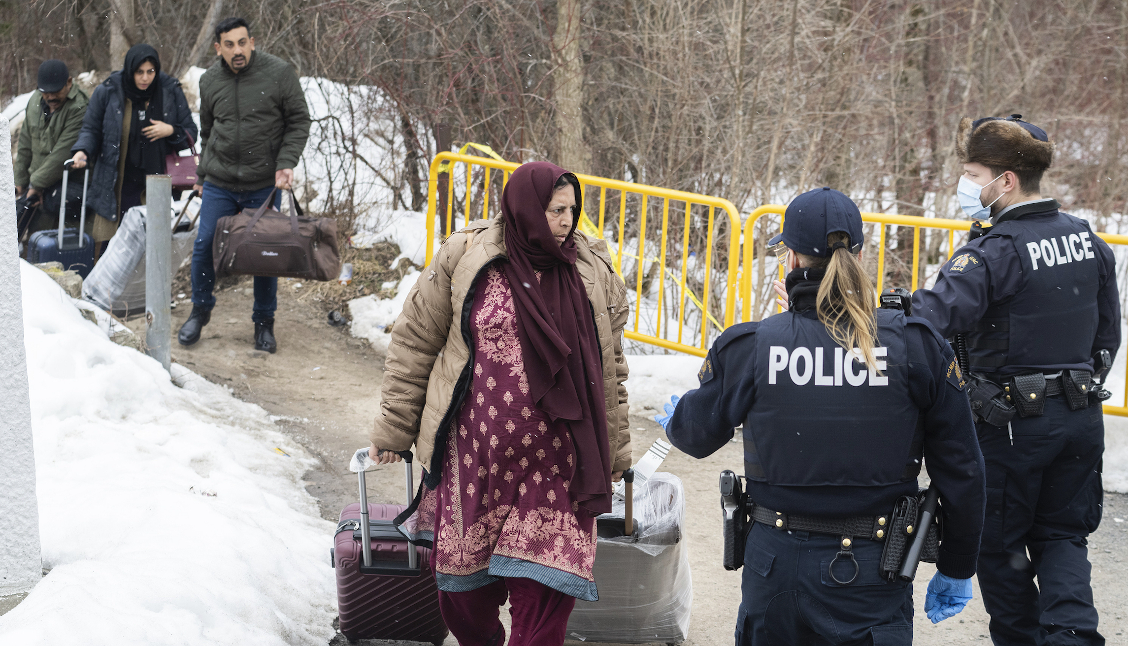 Cartels took ‘advantage’ of northern border holes when agents went south: Stefanik