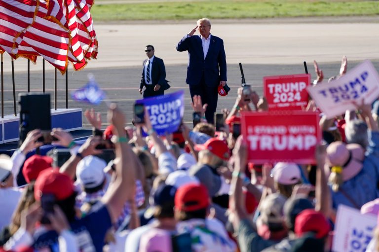 Top takeaways from Trump’s first rally since news of looming indictment threat