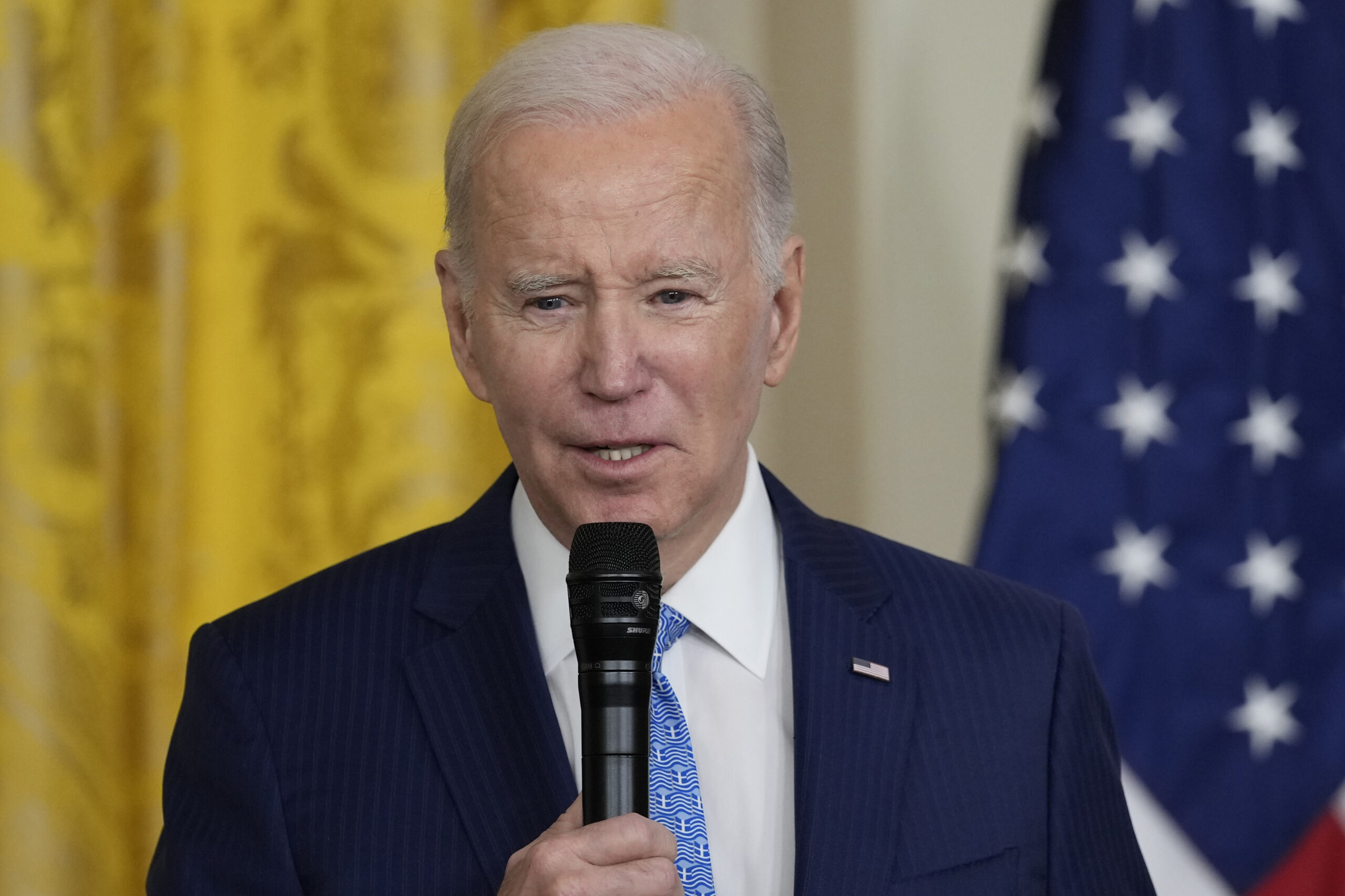 Democrats fume after Biden breaks with party on COVID-19 emergency