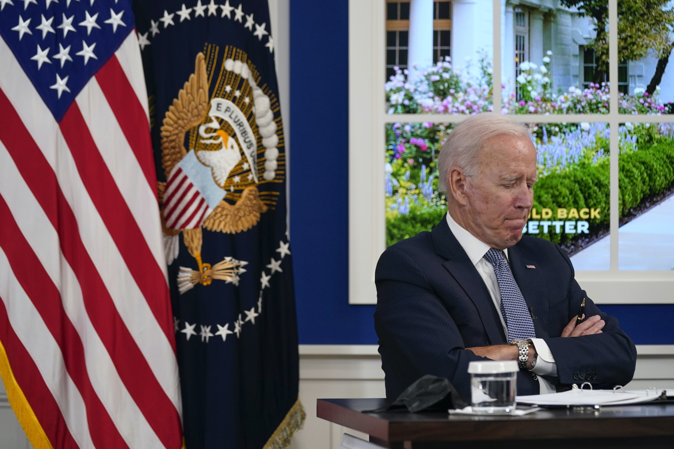 Biden hosts a big debt ceiling meeting while insisting there’s nothing to talk about