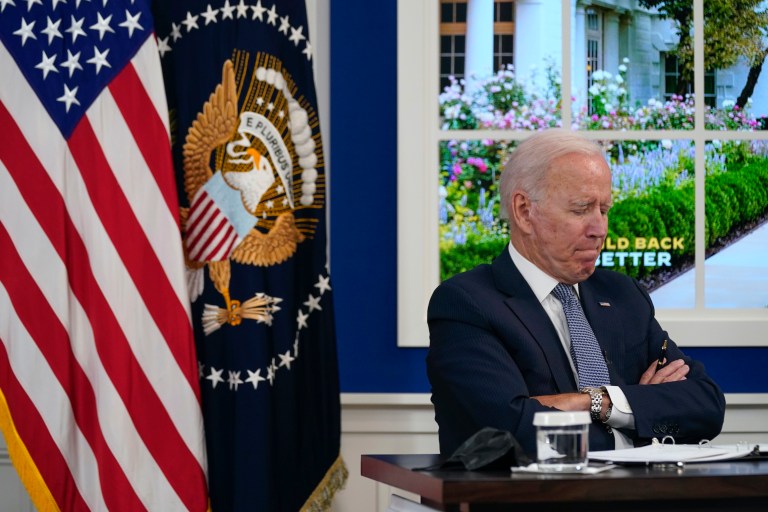 Biden hosts a big debt ceiling meeting while insisting there’s nothing to talk about