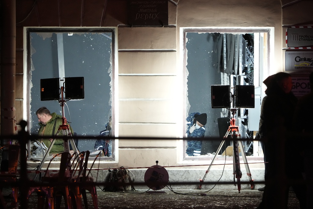 Explosion in Russian cafe kills prominent military blogger