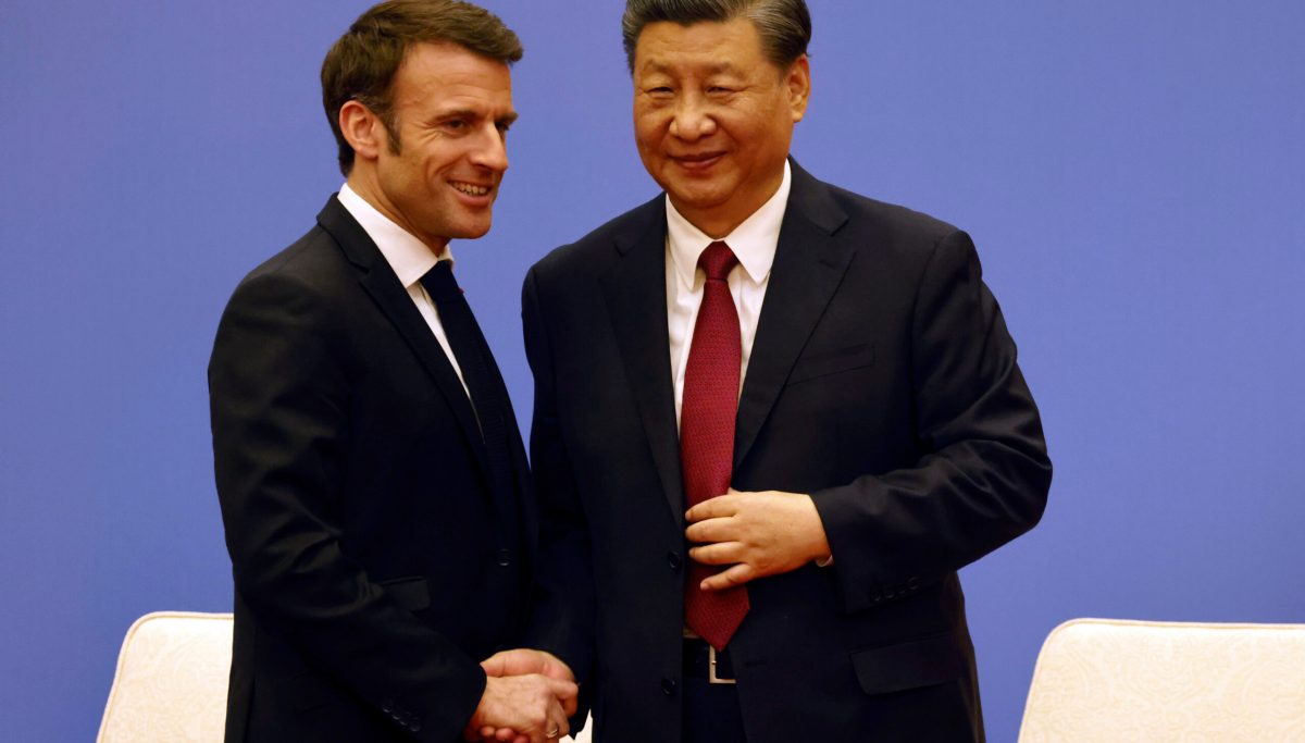 Emmanuel Macron pleads with Xi Jinping to help end war in Ukraine