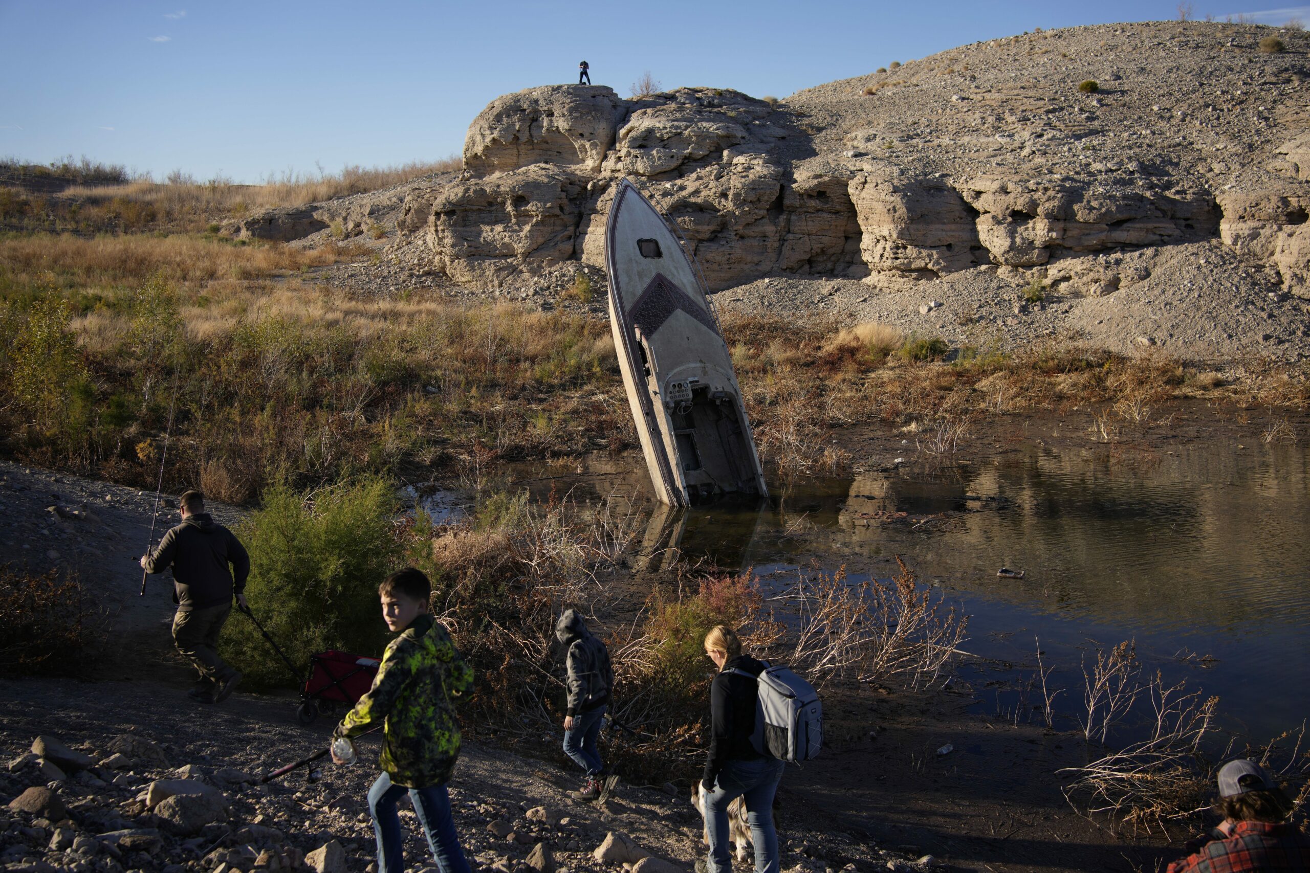 Interior floats plan for Colorado River cuts to Western states