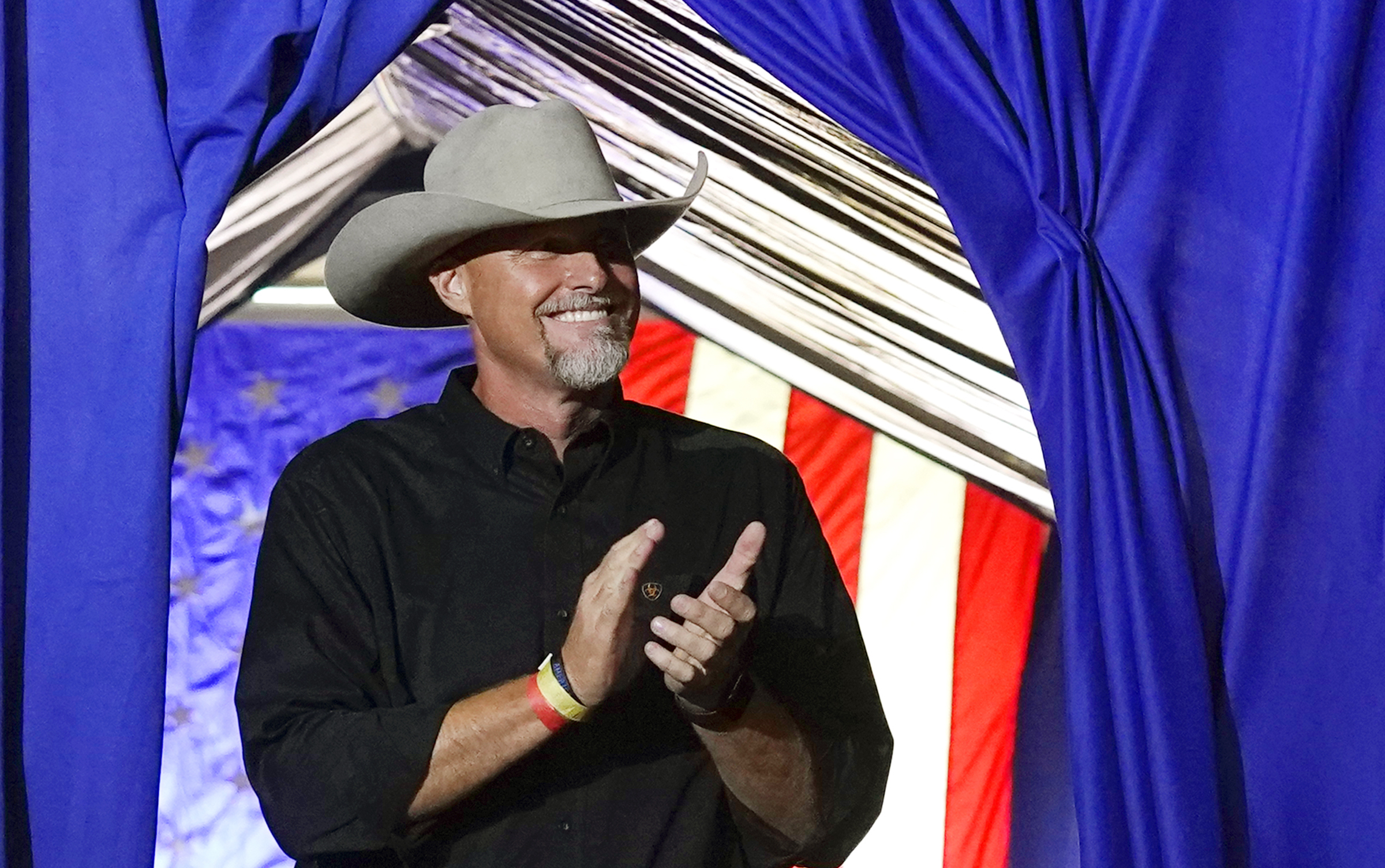Trump-friendly Sheriff Mark Lamb announces run for Arizona Senate
