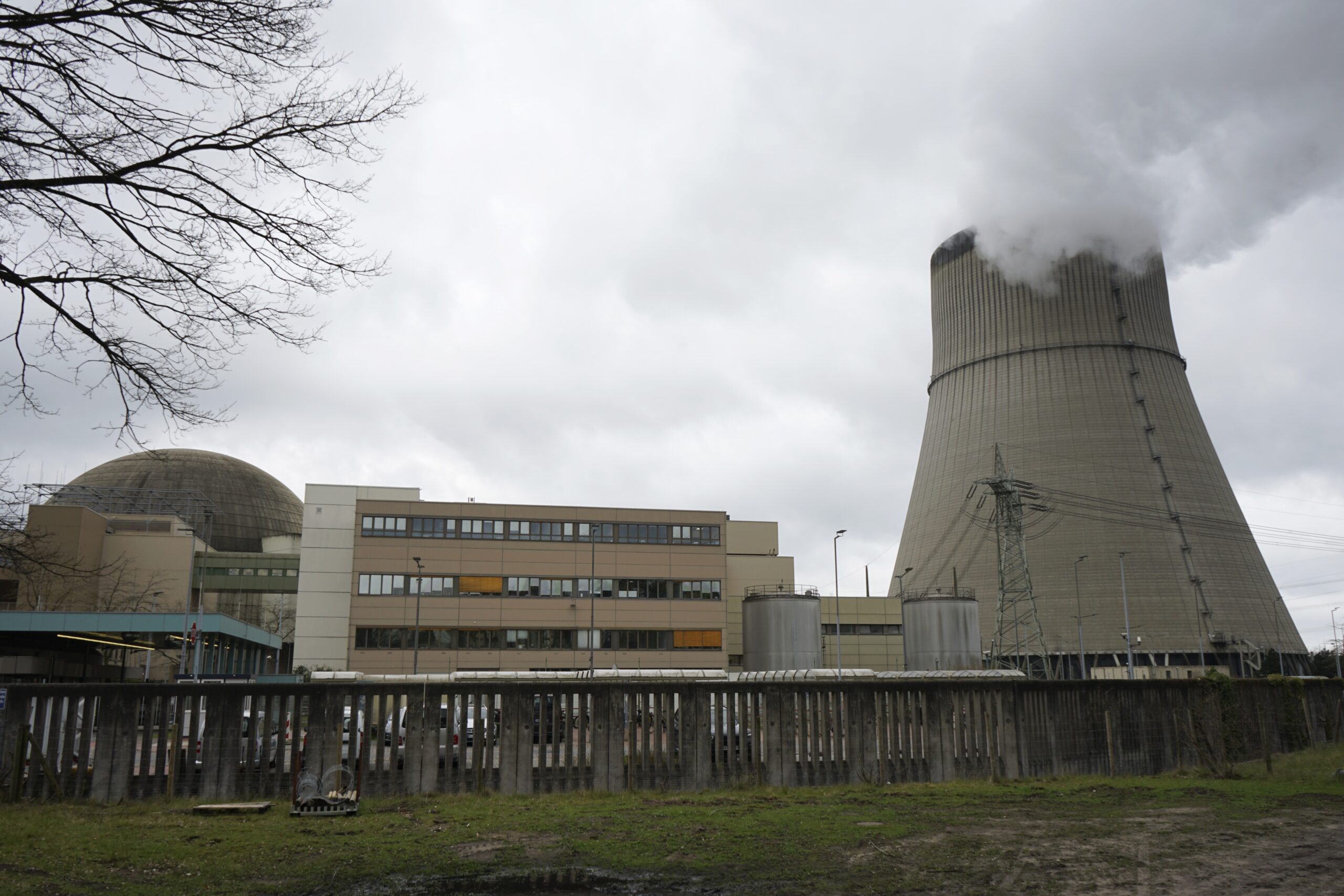 Germany shutters last nuclear power plants amid European energy crisis